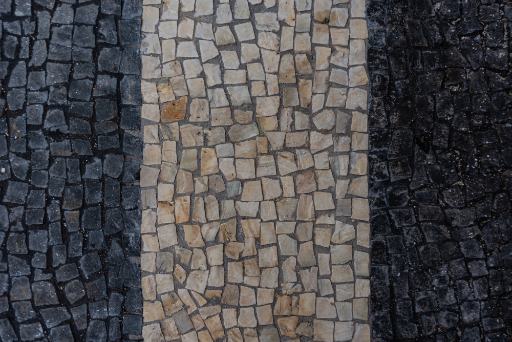 cobblestone road